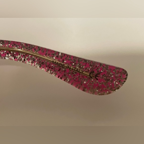 YSL - Picture 7 of 8